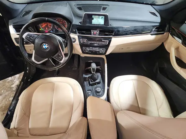 WBXHU7C36J5H41091 2018 BMW X1 - Image 8