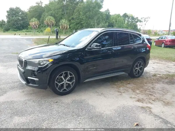 WBXHU7C36J5H41382 2018 BMW X1 - Image 2