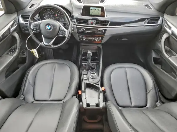 WBXHU7C36J5H42631 2018 BMW X1 - Image 8