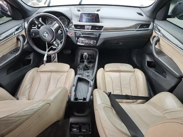 WBXHU7C36J5H43584 2018 BMW X1 - Image 8