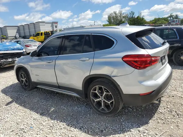 WBXHU7C36J5H44850 2018 BMW X1 - Image 2