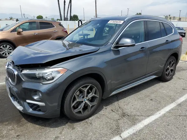 WBXHU7C36J5H44945 2018 BMW X1 - Image 1