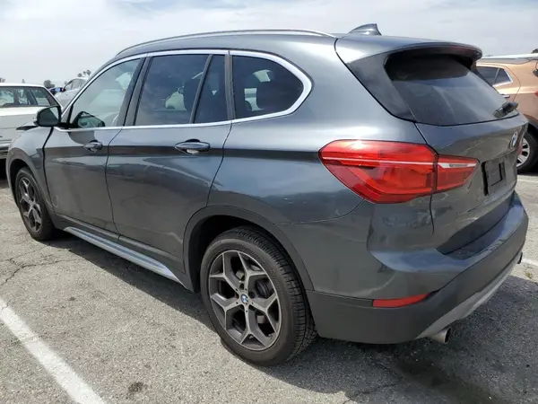 WBXHU7C36J5H44945 2018 BMW X1 - Image 2
