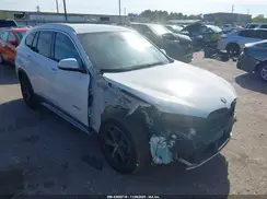 WBXHU7C36J5H45688 2018 BMW X1