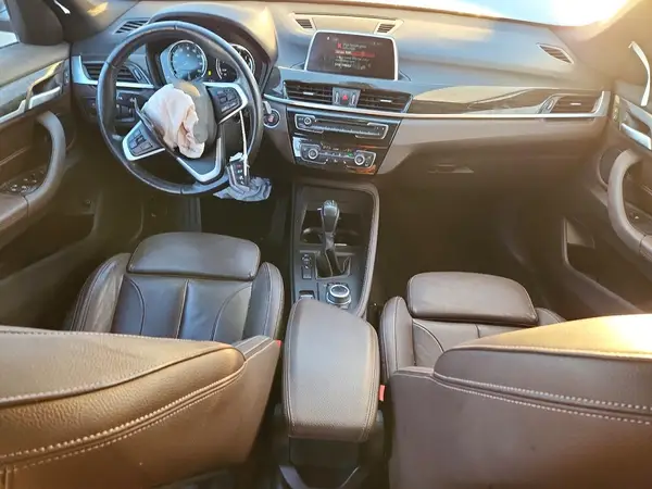 WBXHU7C36J5L09078 2018 BMW X1 - Image 8