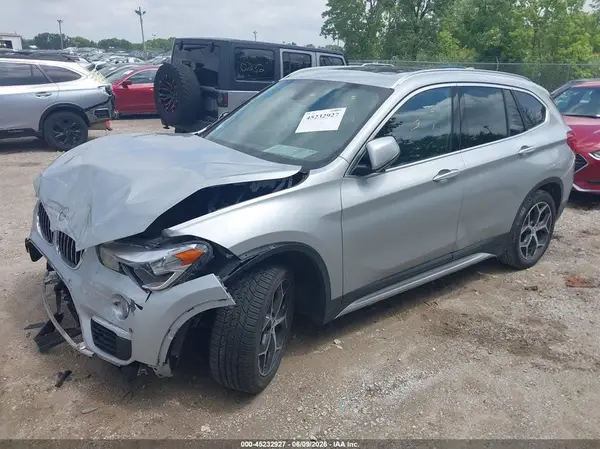 WBXHU7C36J5L09310 2018 BMW X1 - Image 2