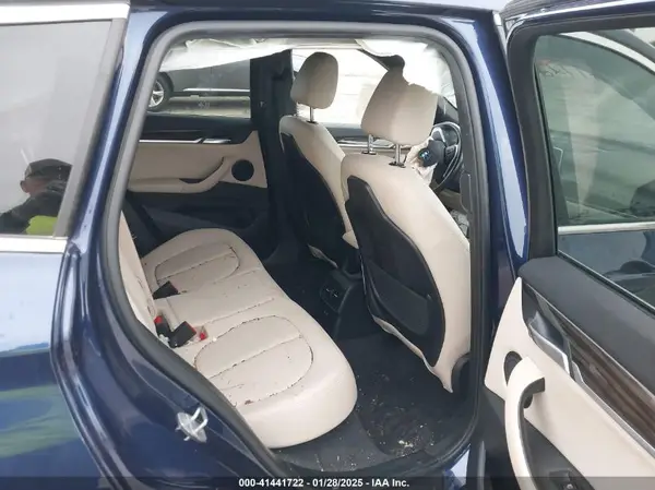 WBXHU7C36J5L09761 2018 BMW X1 - Image 8
