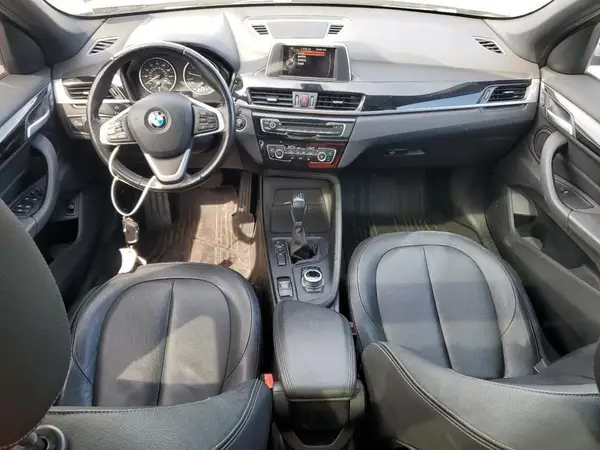 WBXHU7C37H5H34094 2017 BMW X1 - Image 8