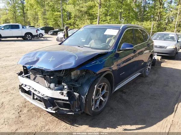 WBXHU7C37H5H35603 2017 BMW X1 - Image 2