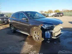 WBXHU7C37H5H36010 2017 BMW X1