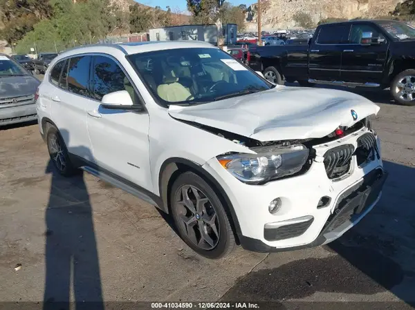 WBXHU7C37J5H40404 2018 BMW X1 - Image 1