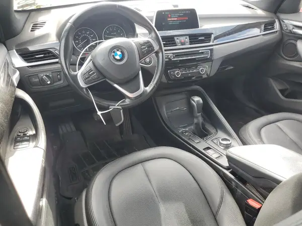 WBXHU7C37J5H40502 2018 BMW X1 - Image 8