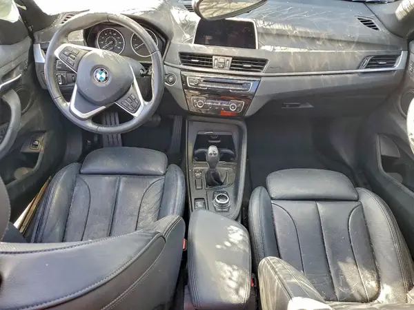 WBXHU7C37J5H41228 2018 BMW X1 - Image 8