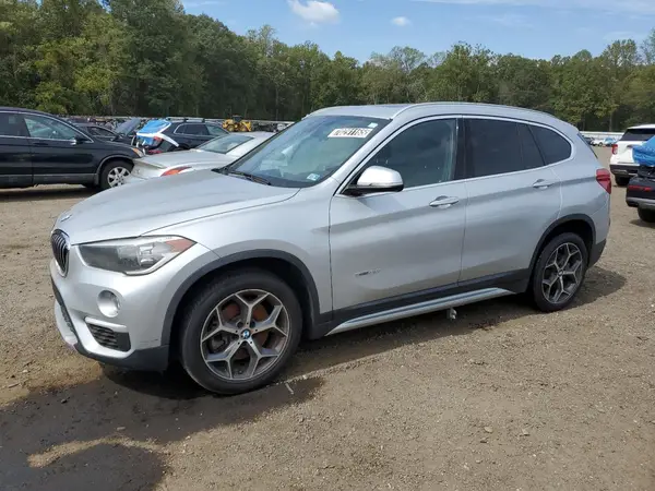 WBXHU7C37J5H42217 2018 BMW X1 - Image 1