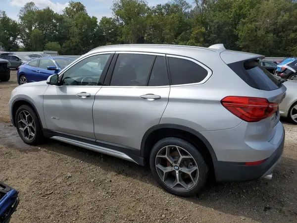 WBXHU7C37J5H42217 2018 BMW X1 - Image 2