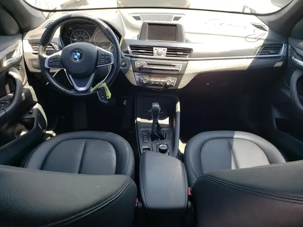 WBXHU7C37J5H43240 2018 BMW X1 - Image 8