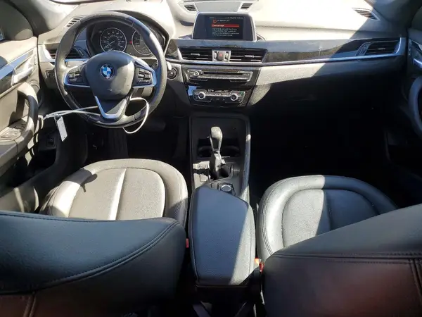 WBXHU7C37J5H44484 2018 BMW X1 - Image 8