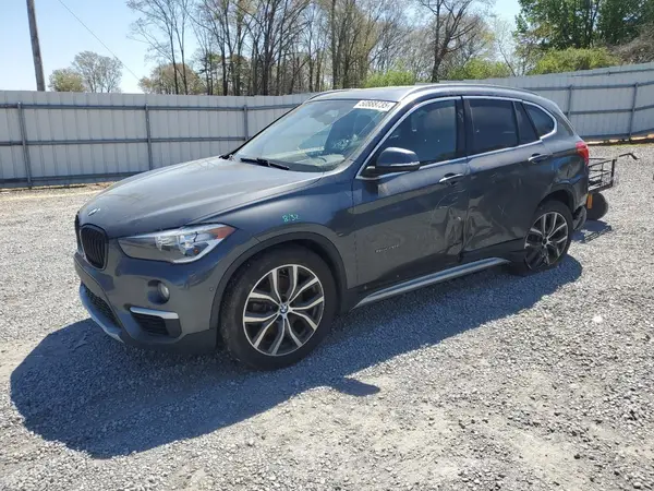 WBXHU7C37J5H44758 2018 BMW X1 - Image 1
