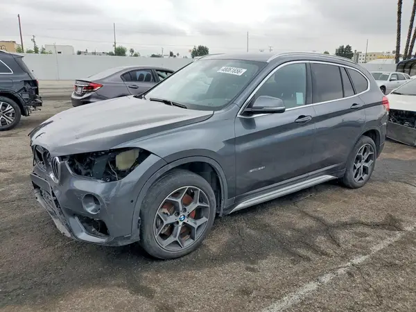WBXHU7C37J5L05119 2018 BMW X1 - Image 1