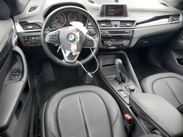WBXHU7C37J5L05119 2018 BMW X1 - Image 8