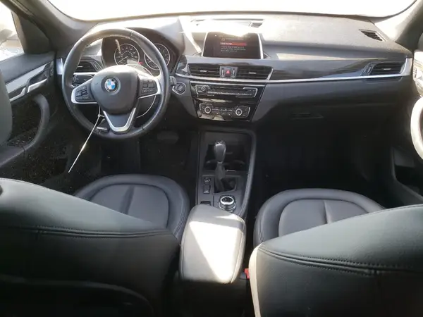 WBXHU7C37J5L05587 2018 BMW X1 - Image 8