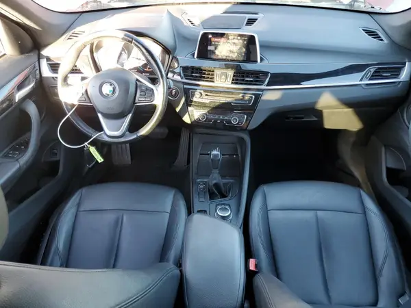 WBXHU7C37J5L05895 2018 BMW X1 - Image 8