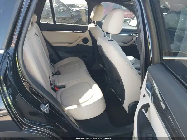 WBXHU7C37J5L06352 2018 BMW X1 - Image 8