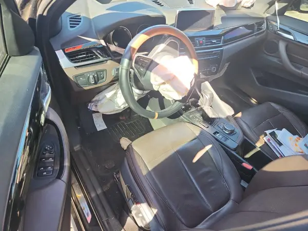 WBXHU7C37J5L08165 2018 BMW X1 - Image 8