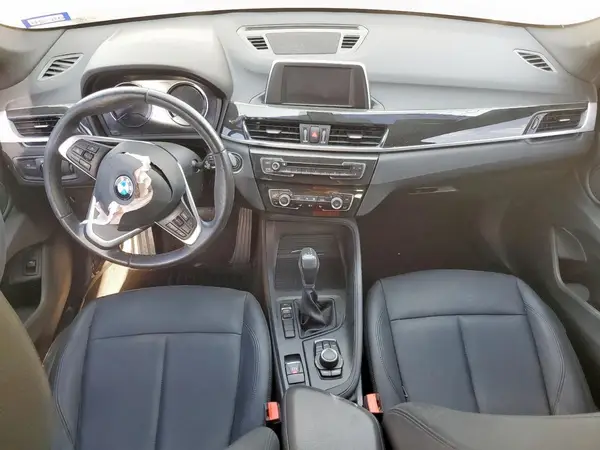 WBXHU7C37J5L08196 2018 BMW X1 - Image 8