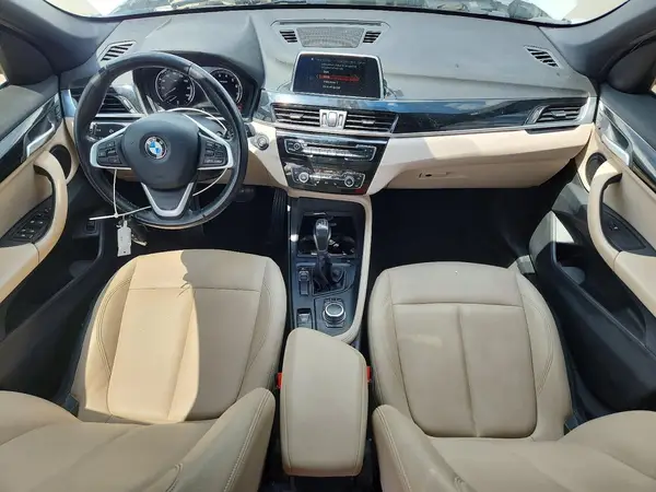 WBXHU7C37J5L09221 2018 BMW X1 - Image 8