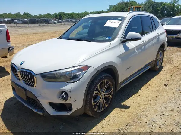 WBXHU7C38H5H32872 2017 BMW X1 - Image 2