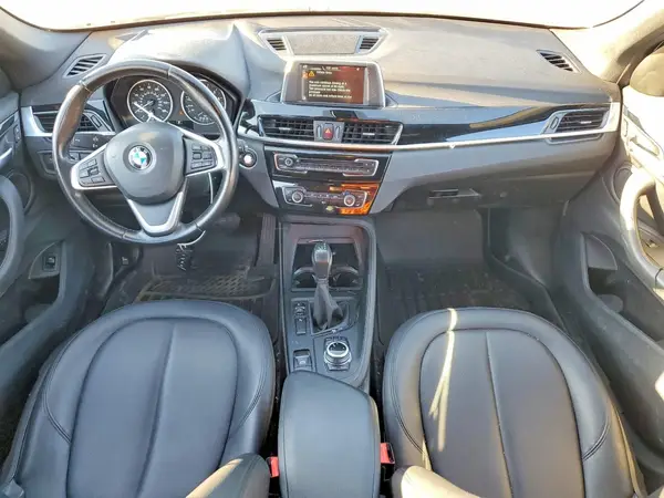 WBXHU7C38H5H34816 2017 BMW X1 - Image 8