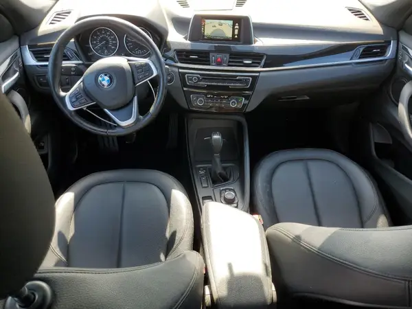 WBXHU7C38H5H35111 2017 BMW X1 - Image 8