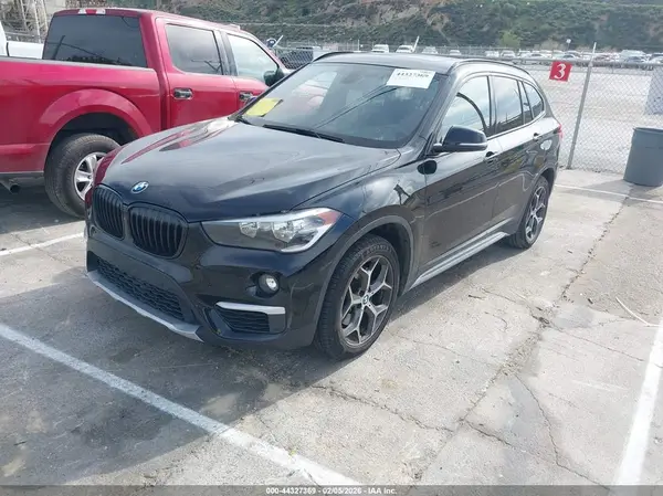 WBXHU7C38H5H37876 2017 BMW X1 - Image 2