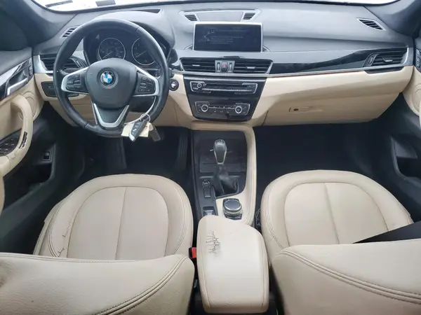 WBXHU7C38H5H38641 2017 BMW X1 - Image 8