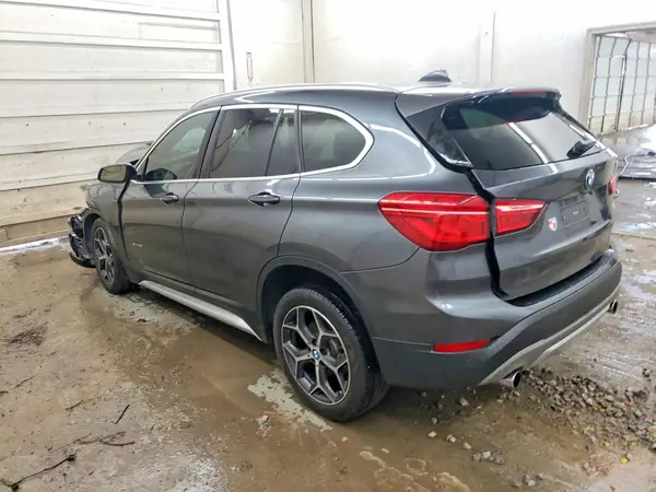 WBXHU7C38HP924729 2017 BMW X1 - Image 2