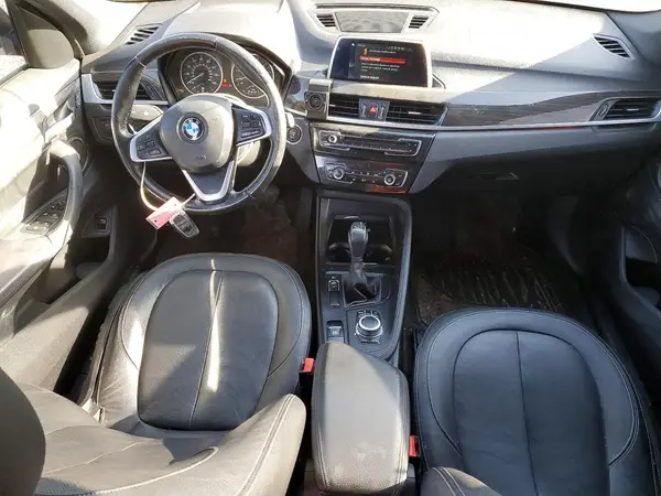 WBXHU7C38J5H40833 2018 BMW X1 - Image 8