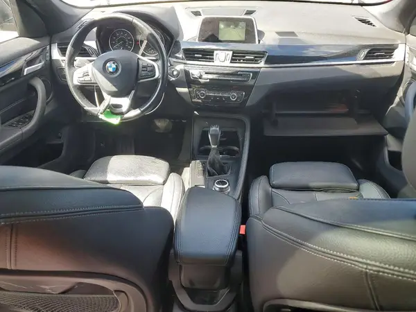 WBXHU7C38J5H43652 2018 BMW X1 - Image 8