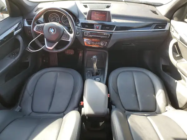 WBXHU7C38J5L05372 2018 BMW X1 - Image 8