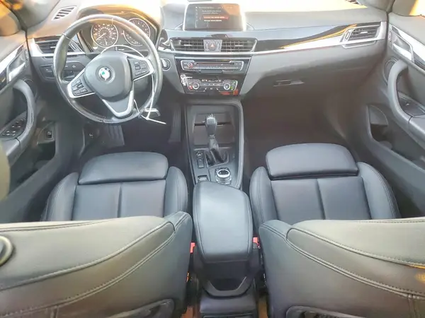 WBXHU7C38J5L05582 2018 BMW X1 - Image 8
