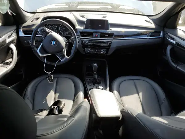WBXHU7C38J5L05663 2018 BMW X1 - Image 8