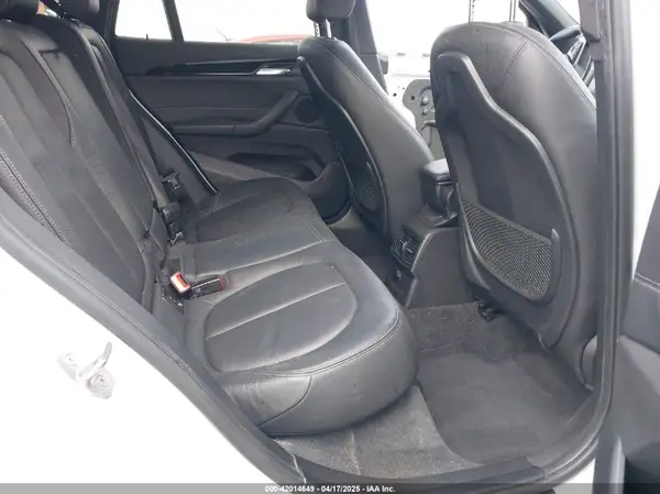 WBXHU7C38J5L05985 2018 BMW X1 - Image 8