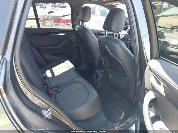WBXHU7C38J5L06571 2018 BMW X1 - Image 8