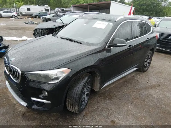WBXHU7C38J5L07347 2018 BMW X1 - Image 2