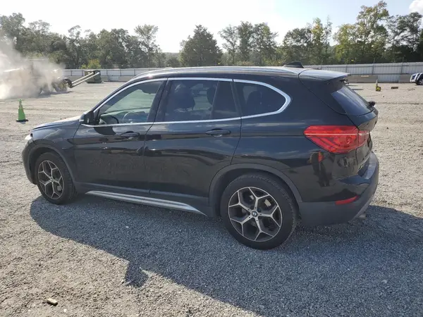 WBXHU7C38J5L07381 2018 BMW X1 - Image 2