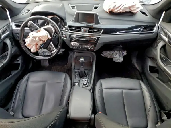 WBXHU7C38J5L09518 2018 BMW X1 - Image 8