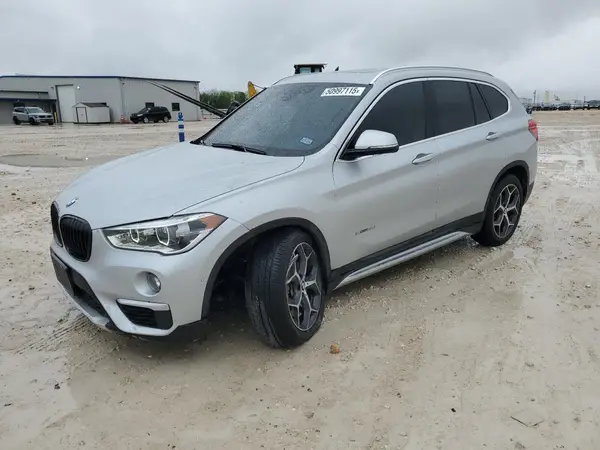 WBXHU7C39H5H33237 2017 BMW X1 - Image 1