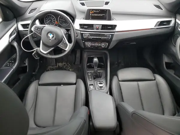 WBXHU7C39H5H33237 2017 BMW X1 - Image 8