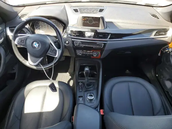 WBXHU7C39H5H34033 2017 BMW X1 - Image 8