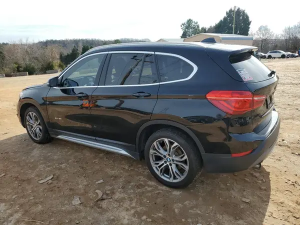 WBXHU7C39H5H34145 2017 BMW X1 - Image 2